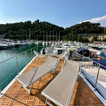 Bateau-hôtel Houseboat Riviera Luxury